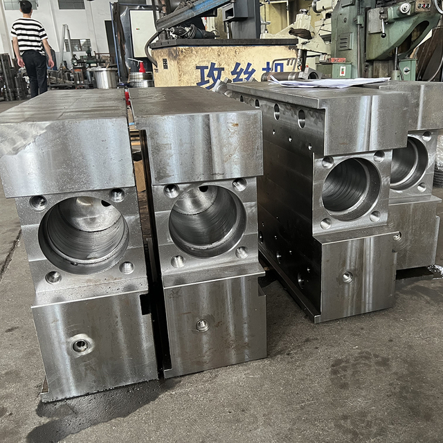 Özel şekilli parçalar